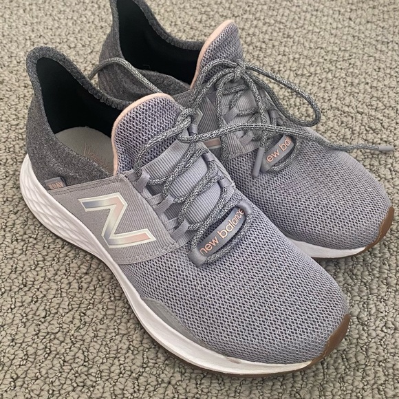 New Balance sneakers - Picture 2 of 4